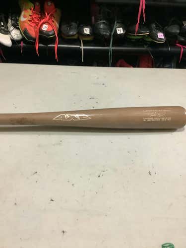 Used Axe L122h-32 32" Wood Bats