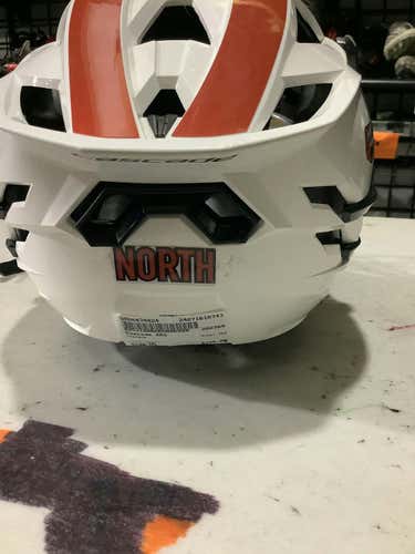 Used Cascade Xrs One Size Lacrosse Helmets