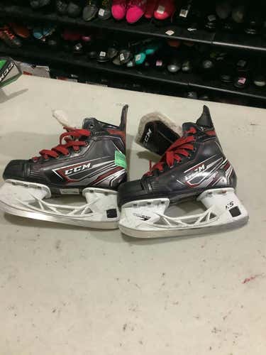 Used Ccm Ribcore 88k Junior 02.5 Ice Hockey Skates