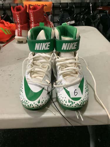 Used Nike Senior 6 Football Cleats