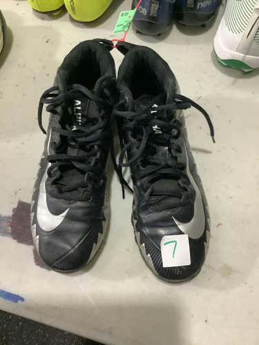 Used Nike Youth 07.0 Football Cleats