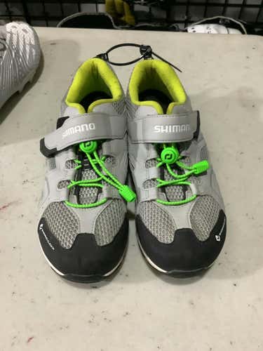 Used Shimano Senior 9 Bicycle Shoes