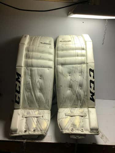 Used Ccm Extreme Flex 500 35" Plus 1" Goalie Leg Pads