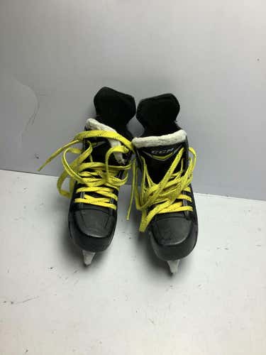 Used Ccm Tacks Junior 01 Ice Hockey Skates