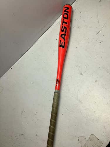 Used Easton Typhoon 31" -12 Drop Usa 2 1 4 Barrel Bats