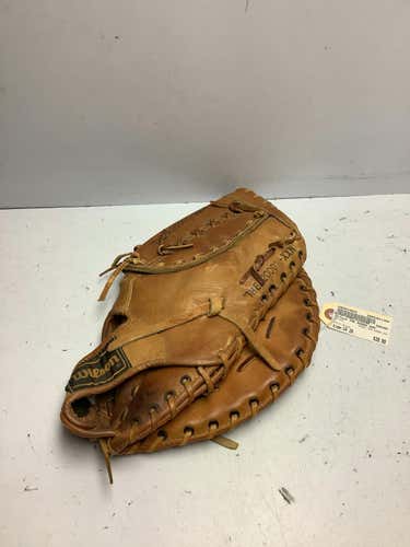 Used Wilson The A2000 Xxn 14" First Base Gloves