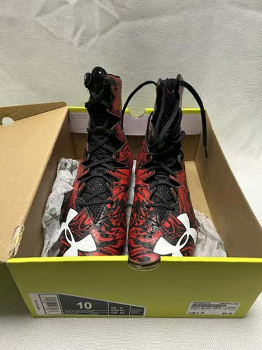 Used Under Armour Senior 10 Football Cleats