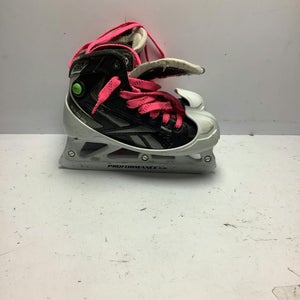 Used Reebok 14K Junior Hockey Skate Junior 02.5 11162-S000414338