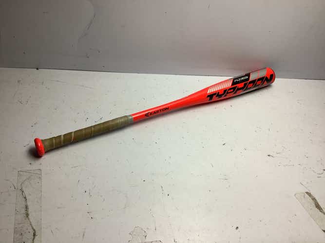 Used Easton Typhoon 29" -12 Drop Usa 2 1 4 Barrel Bats