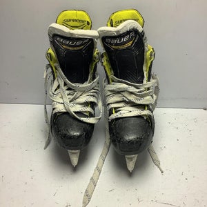 Used Bauer SUPREME M4 Intermediate Hockey Skate Intermediate 5.0 11162-S000414806