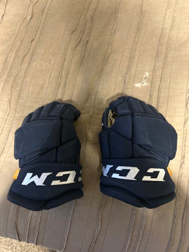 Used  CCM 14" HGPJSPP Gloves