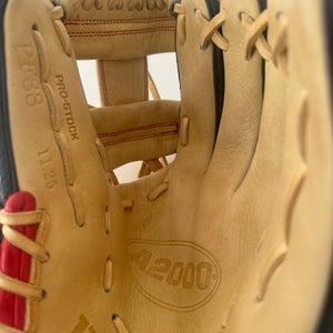 Used  Infield 11.25" A2000 Baseball Glove