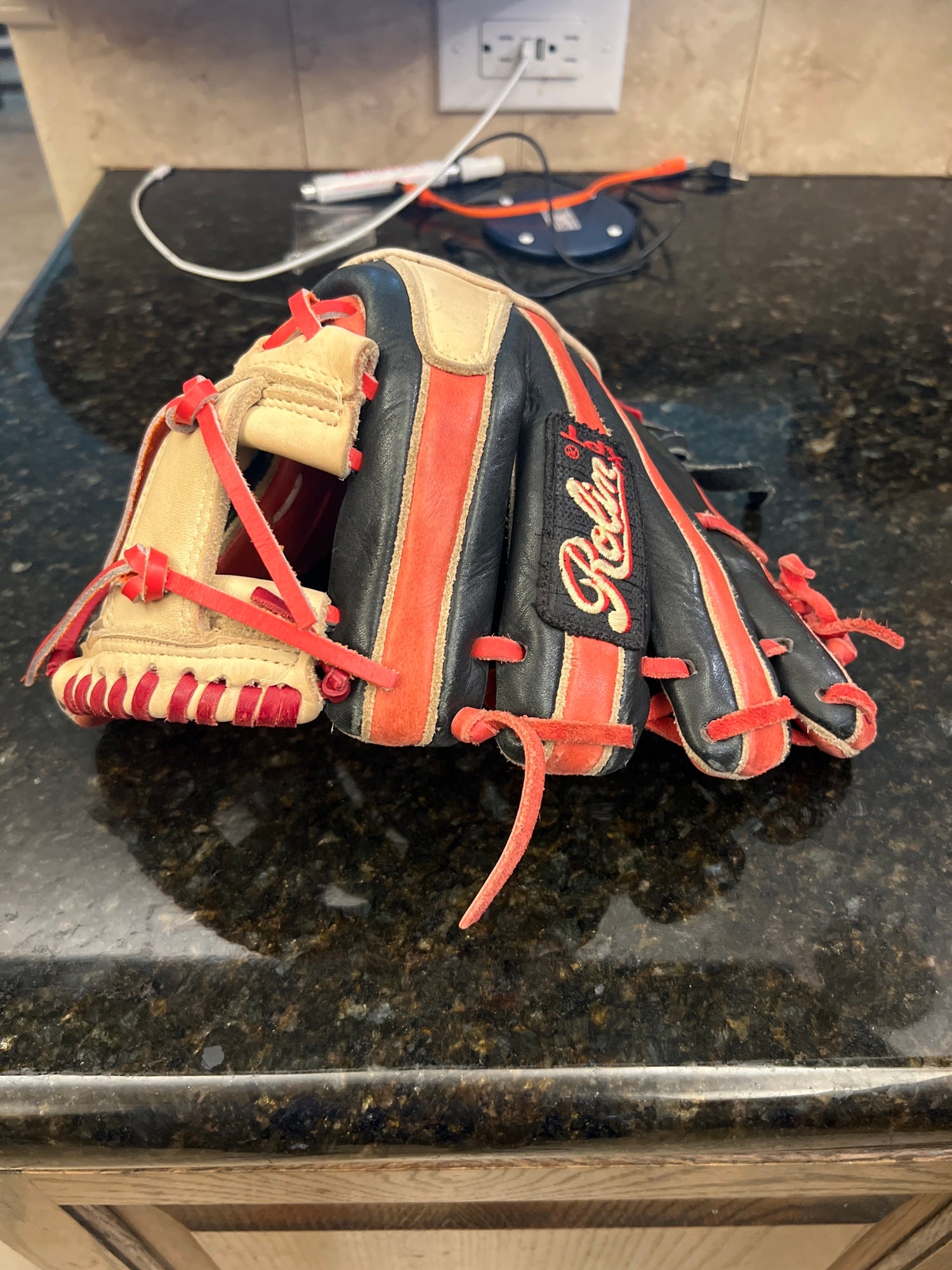 Rolin Used 2023 Infield 11.5