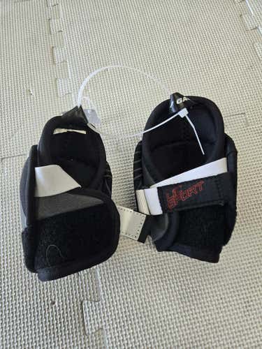 Used Bauer Lil Sport Sm Hockey Elbow Pads