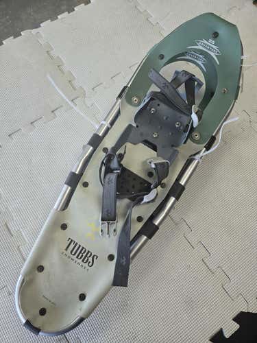 Used Tubbs 25" Snowshoes