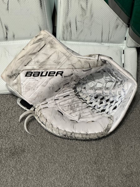 Used Bauer Supreme Mach Regular Glove Only - White