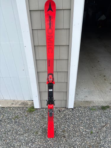 ALMOST NEW! Atomic Redster G9 FIS GS Skis And Bindings