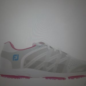 New Size 6.0 (Women's 7.0) Women's Footjoy Golf Shoes