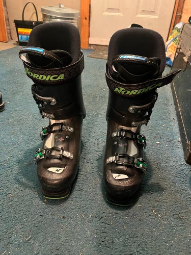 Nordica Speedmachine 110 28.5