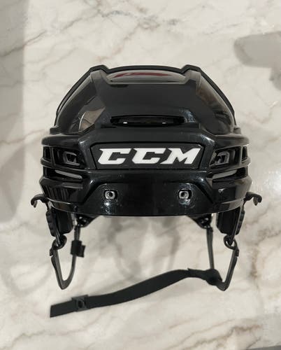 CCM Tacks 910 Helmet