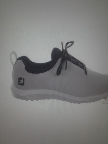 New Size 6.0 (Women's 7.0) Women's Footjoy Golf Shoes