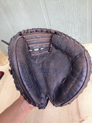 Brown Used Kid Pitch (9YO-13YO) Rawlings Renegade Right Hand Throw Catcher's Baseball Glove 31.5"