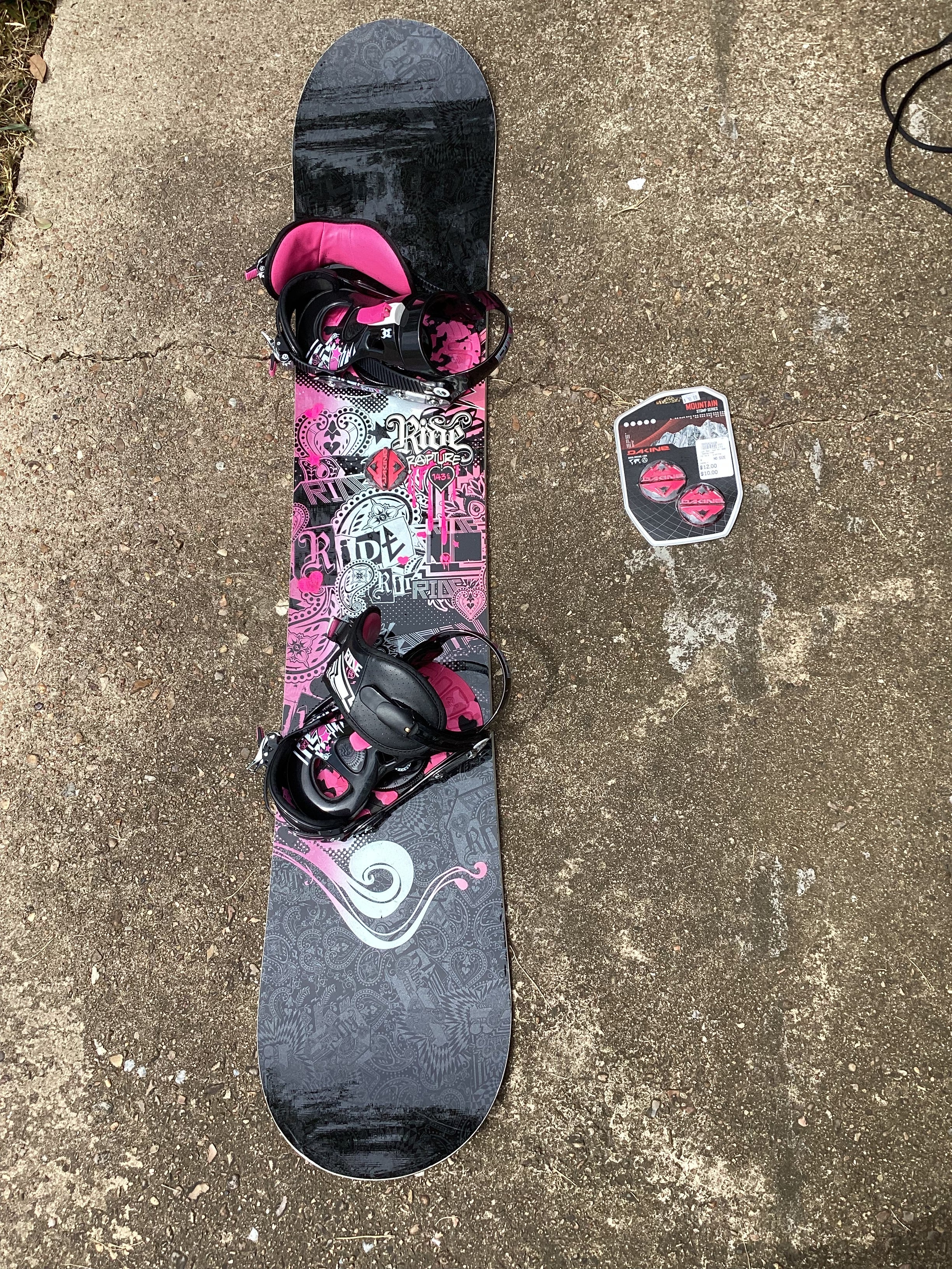 RIDE RAPTUREモデル スノーボード レディース 143cm 4点セット RIDE RAPTUREモデル スノーボード レディース 143cm 4点セット