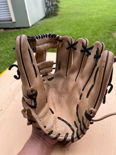 Brown Used Rawlings Gold Glove Elite Right Hand Throw Infield Baseball Glove 11.25"