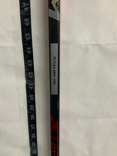 New Senior CCM JETSPEED FT7 PRO 75 Flex Right P29 Stick   61.5”