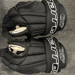 Harrow Hockey Glove 12”