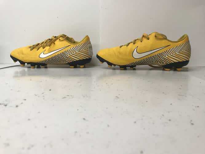 Used Nike Junior 05 Cleat Soccer Outdoor Cleats