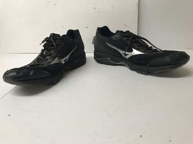 Used Mizuno Turfs Senior 13 Baseball And Softball Cleats