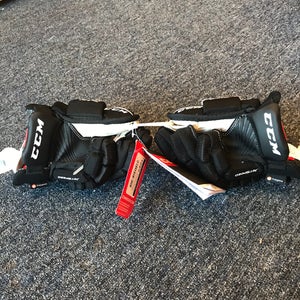 New  CCM 10"  JetSpeed FT4 Gloves