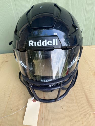 Used Adult Medium Riddell Axiom Helmet