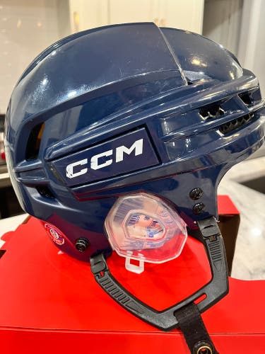 CCM Tacks 720 Helmet Medium - Navy Blue
