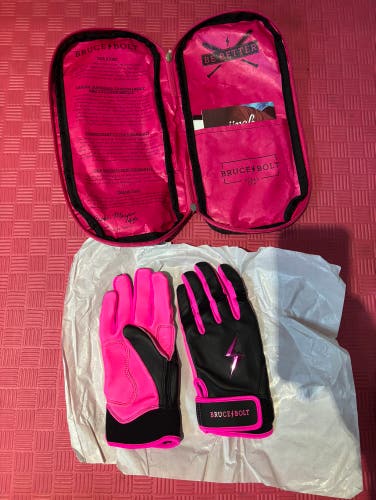 Bruce Bolts Youth Batting Gloves