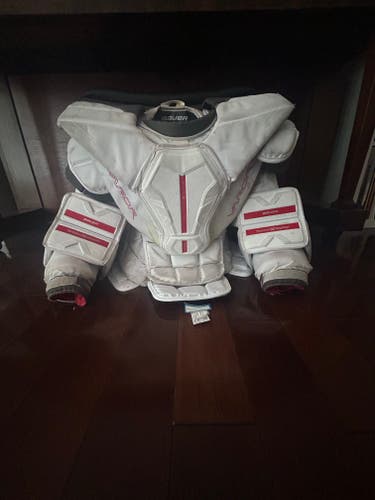 Used Sr. Small Bauer Hyperlite 2 Goalie Chest Protector