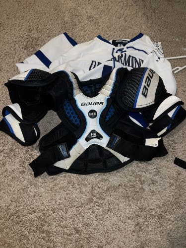 Bauer One75 Shoulder Pads