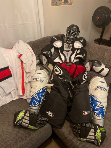 Complete Hockey Gear Set
