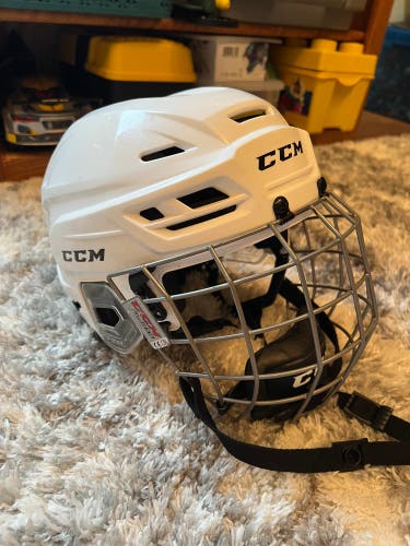 Used Medium CCM Tacks 310 Helmet