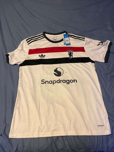 Hojlund Man United Jersey XXL Adidas Jersey