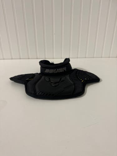 Bauer Goalie Neck guard