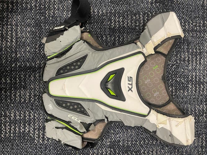 Used Large Adult STX Cell III Shoulder Pads