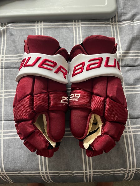 Pro stock Bauer 2S Pro University of Massachusetts Hockey Gloves