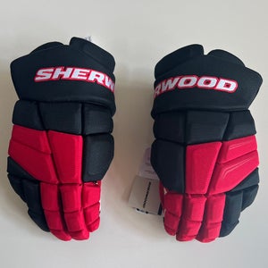 Brand New Sherwood Rekker Element Pro 15” Hockey Gloves