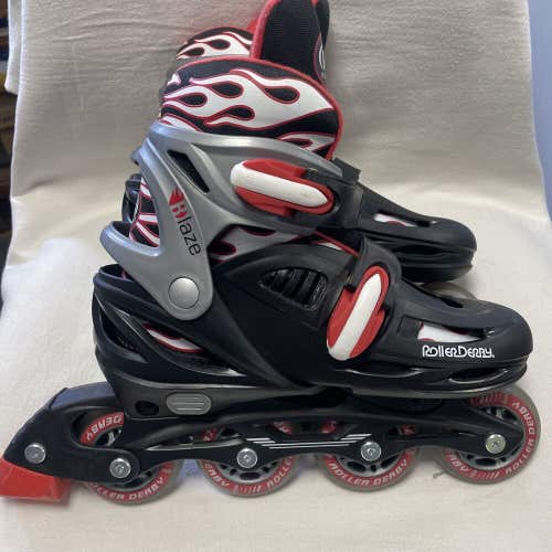 Adjustable Sizes 3,4,5,6 Roller Derby Blaze Rollerblades