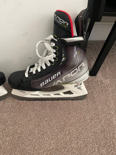 Bauer Vapor Hyperlite Skates