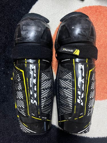 Used Youth CCM 13" Tacks Shin Pads