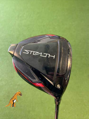 Used RH TaylorMade Stealth 10.5* Driver Fujikura Ventus Graphite Regular