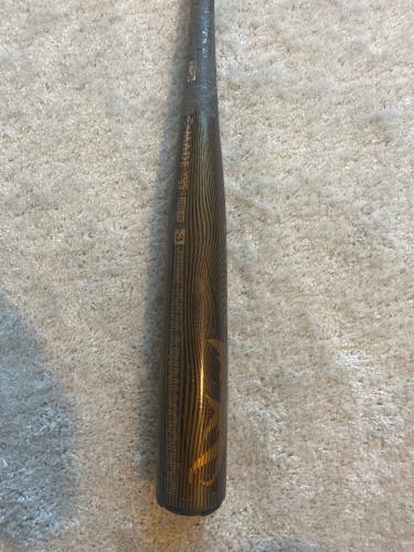 Used DeMarini (-3) 30 oz 33" Voodoo One Bat